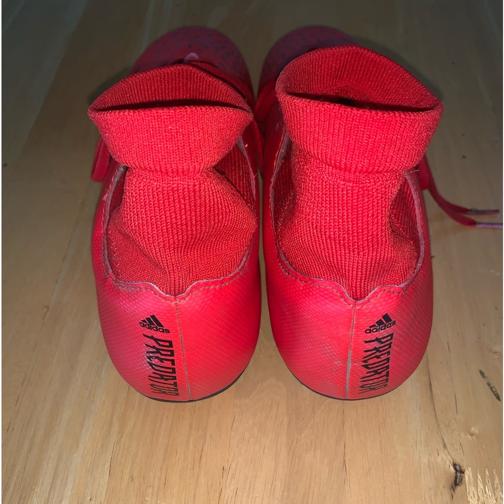 Mens Adidas Predator Soccer cleats . Worn one season only. Very clean.